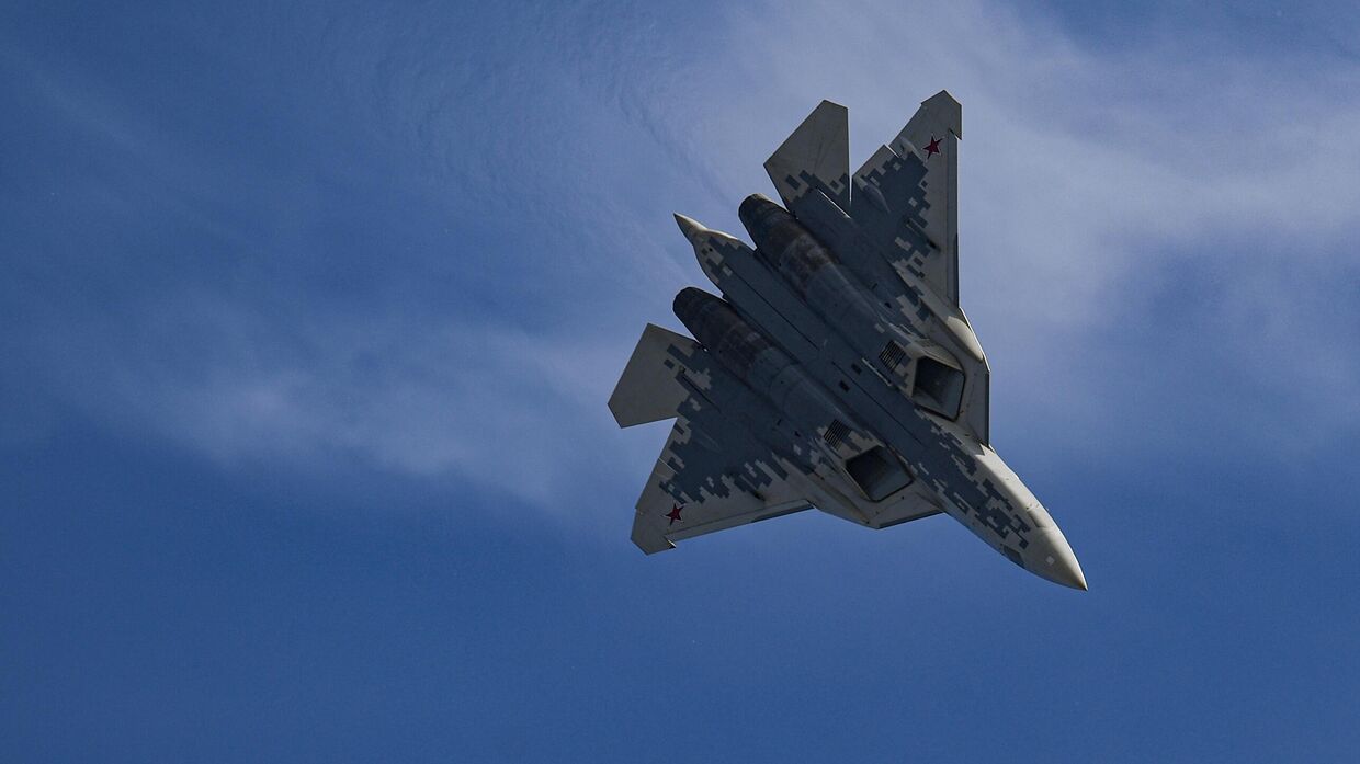Многофункциональный истребитель пятого поколения Су-57 