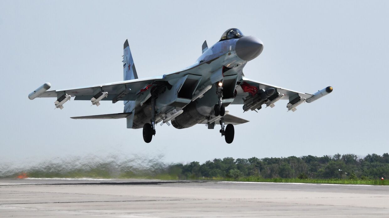 Истребители Су-35 в зоне спецоперации