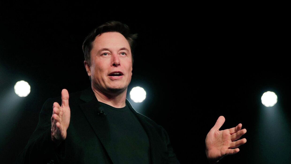 Генеральный директор SpaceX и Tesla Илон Маск
