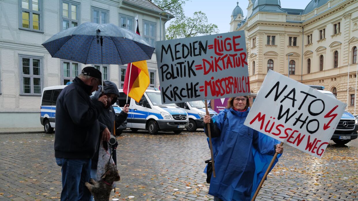 Акция в Германии против политики в отношении России