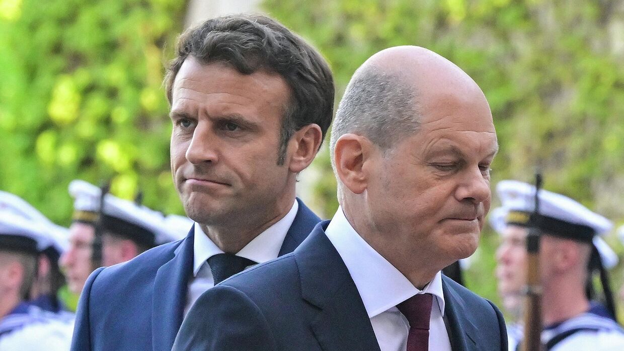 Канцлер Германии Олаф Шольц и президент Франции Эммануэль Макрон