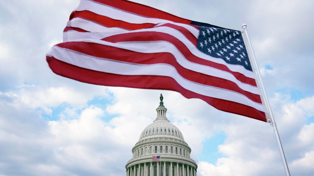 Здание Конгресса США на Капитолийском холме в Вашингтоне