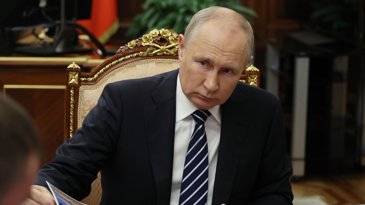 Встреча президента РФ В. Путина и врио губернатор Омской области В. Хоценко