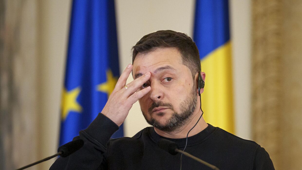 Президент Украины Владимир Зеленский во время визита в Румынию