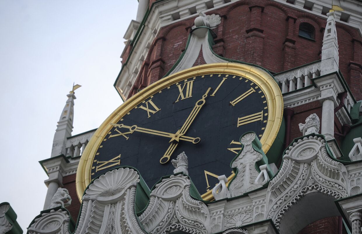 Куранты на Спасской башне Московского Кремля