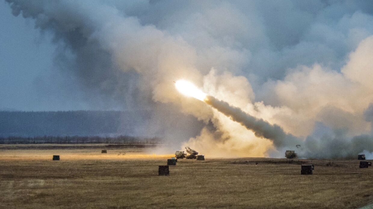 Американский мобильный ракетный комплекс M142 HIMARS