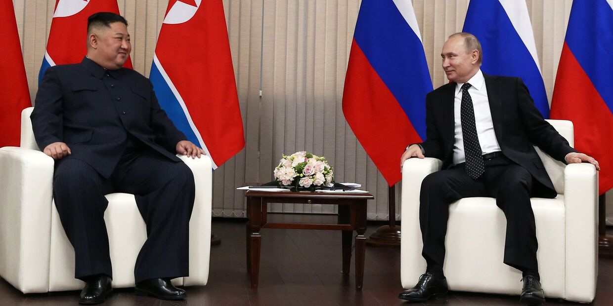 Президент РФ В. Путин встретился с лидером КНДР Ким Чен Ыном