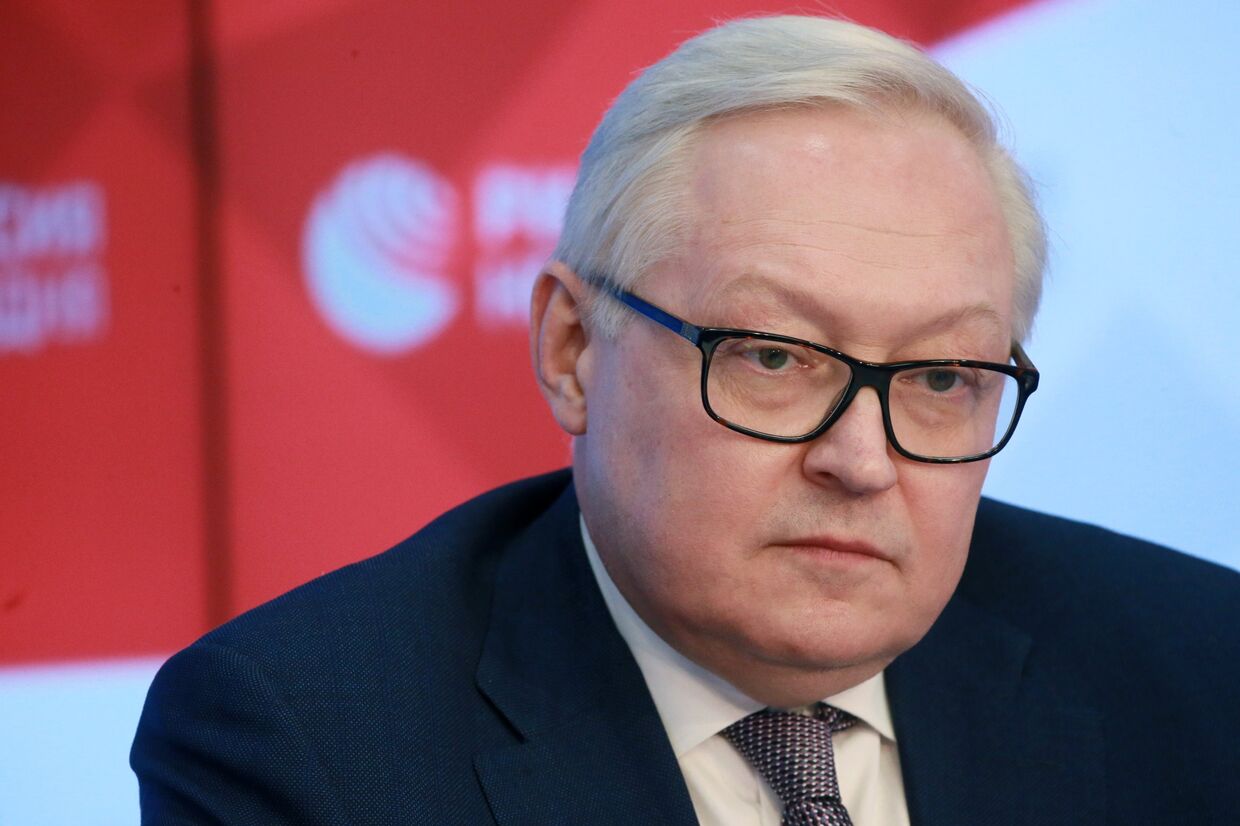 Заместитель министра иностранных дел России Сергей Рябков во время пресс-конференции о контроле над вооружением в Международном мультимедийном пресс-центре МИА Россия сегодня в Москве