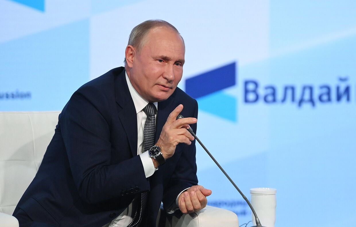 Президент РФ В. Путин принял участие в заседании клуба Валдай