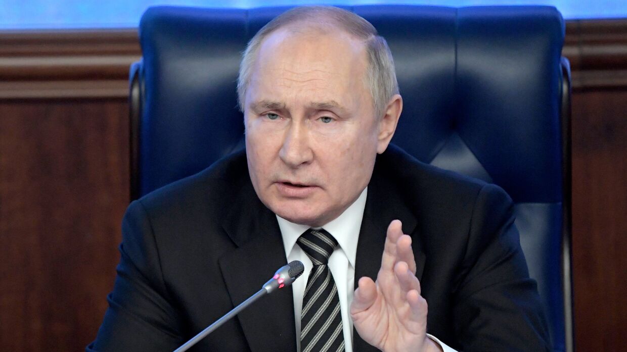 Президент РФ В. Путин провел расширенное заседание коллегии Минобороны РФ
